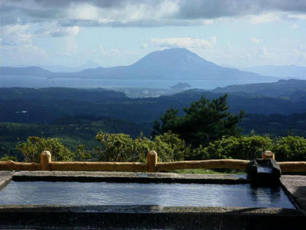 Kirishima Onsen Ryokojin Sanso Hotel Екстериор снимка