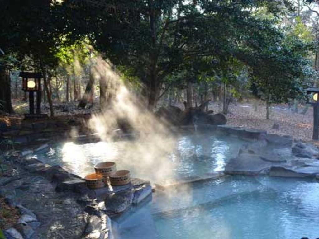 Kirishima Onsen Ryokojin Sanso Hotel Екстериор снимка