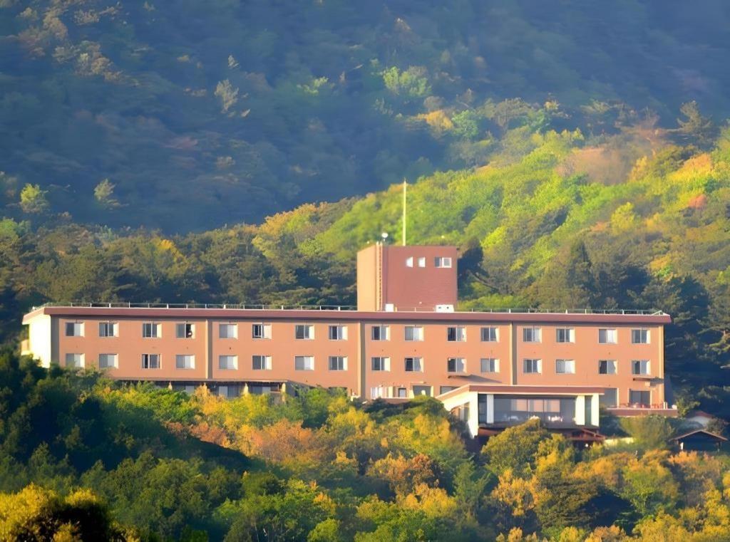 Kirishima Onsen Ryokojin Sanso Hotel Екстериор снимка