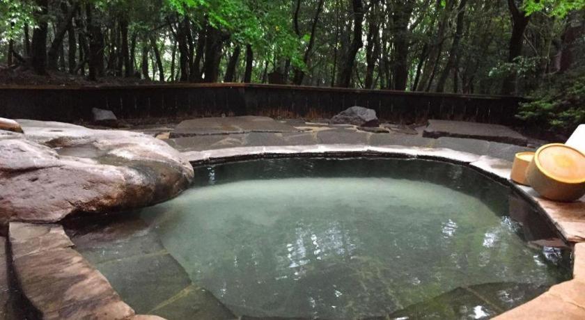 Kirishima Onsen Ryokojin Sanso Hotel Екстериор снимка